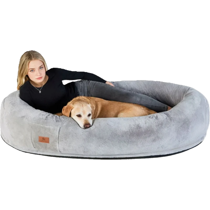 Knuffelwuff Plufi – Riesiges Hundebett für Menschen & Hunde