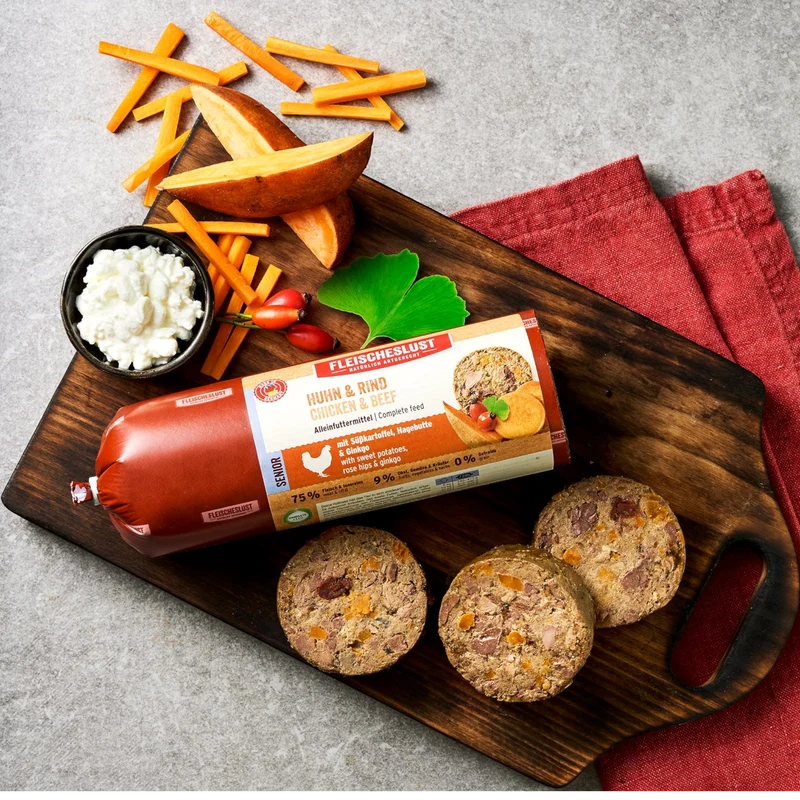 Fleischeslust Dog - Huhn & Rind mit Süßkartoffel, Hagebutte & Ginko für Senioren
