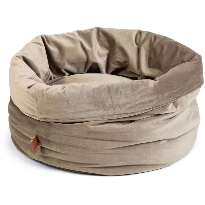Designed by Lotte Katzenkorb Fluco