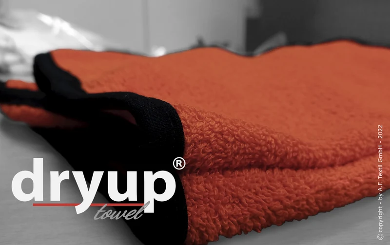 Dry Up Towel Basic – Praktisches Handtuch für unterwegs