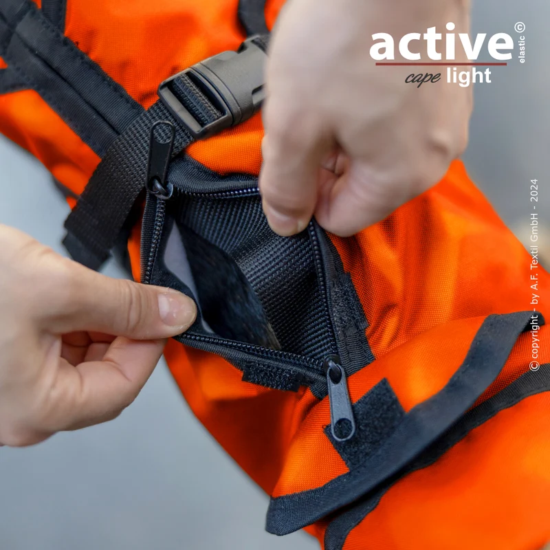 Active Cape Light Mini – Stylischer Wetterschutz für aktive Hunde