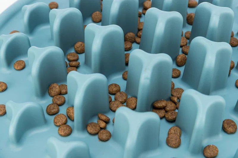 Slow Feeding Futtermatte Pillars