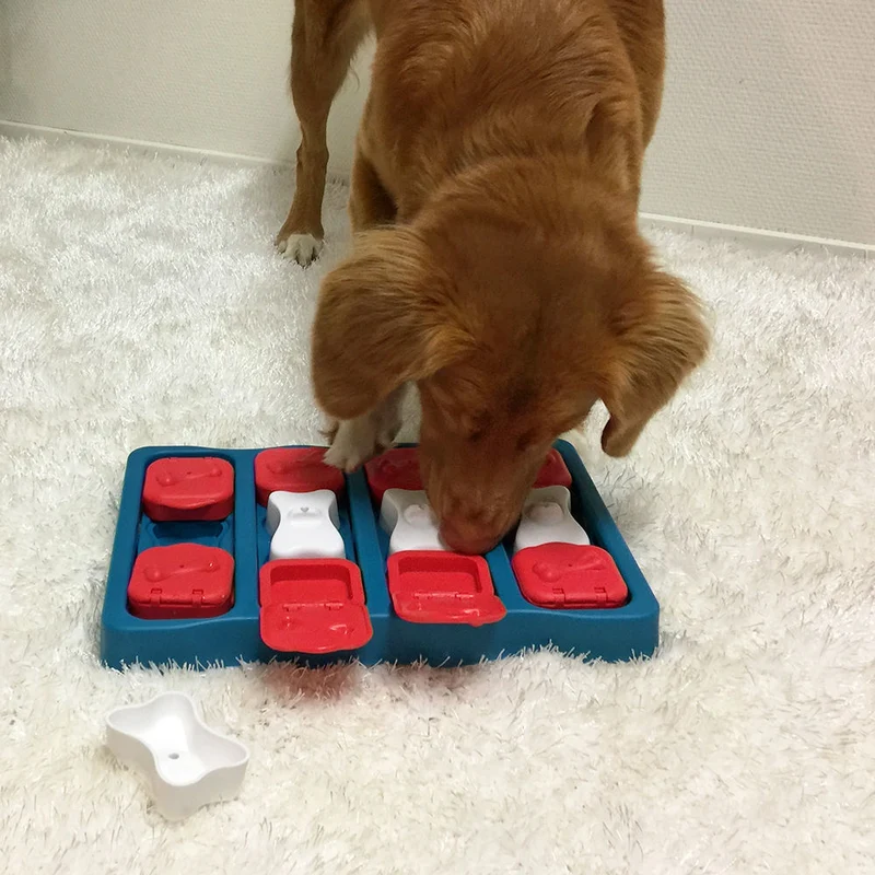 Dog Brick Plastik