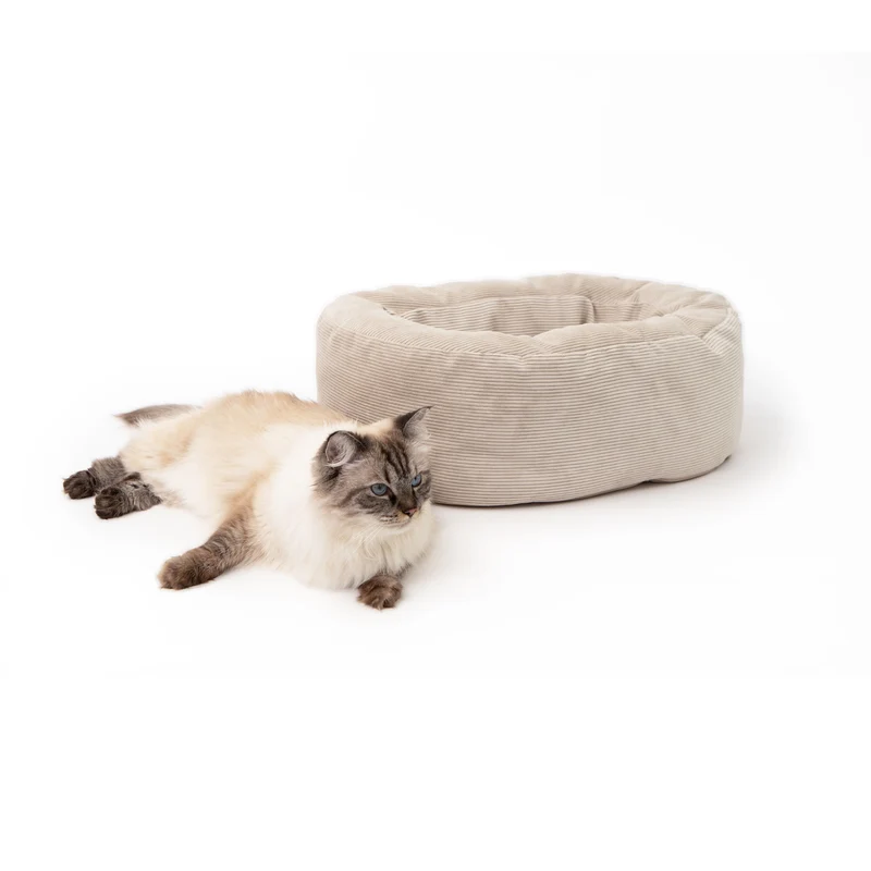 Katzenbett & Spielzeug Set