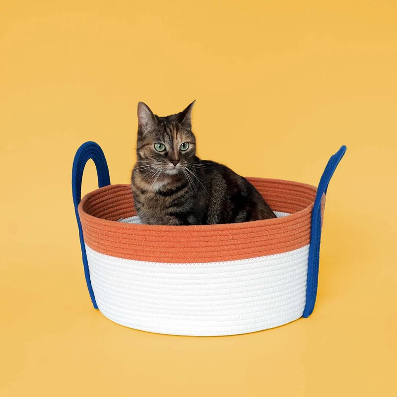 D&D Home Binge Basket Cat Bed