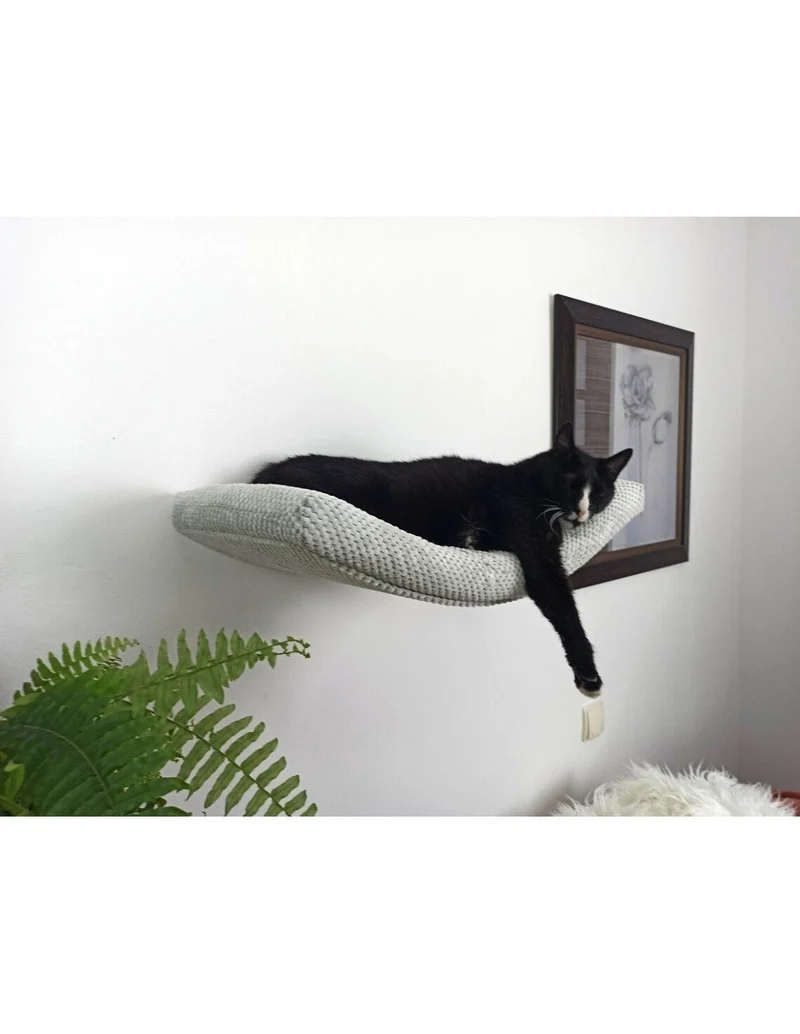 Cat's Atelier Cat Shelf | The Arcing Haven 75 cm