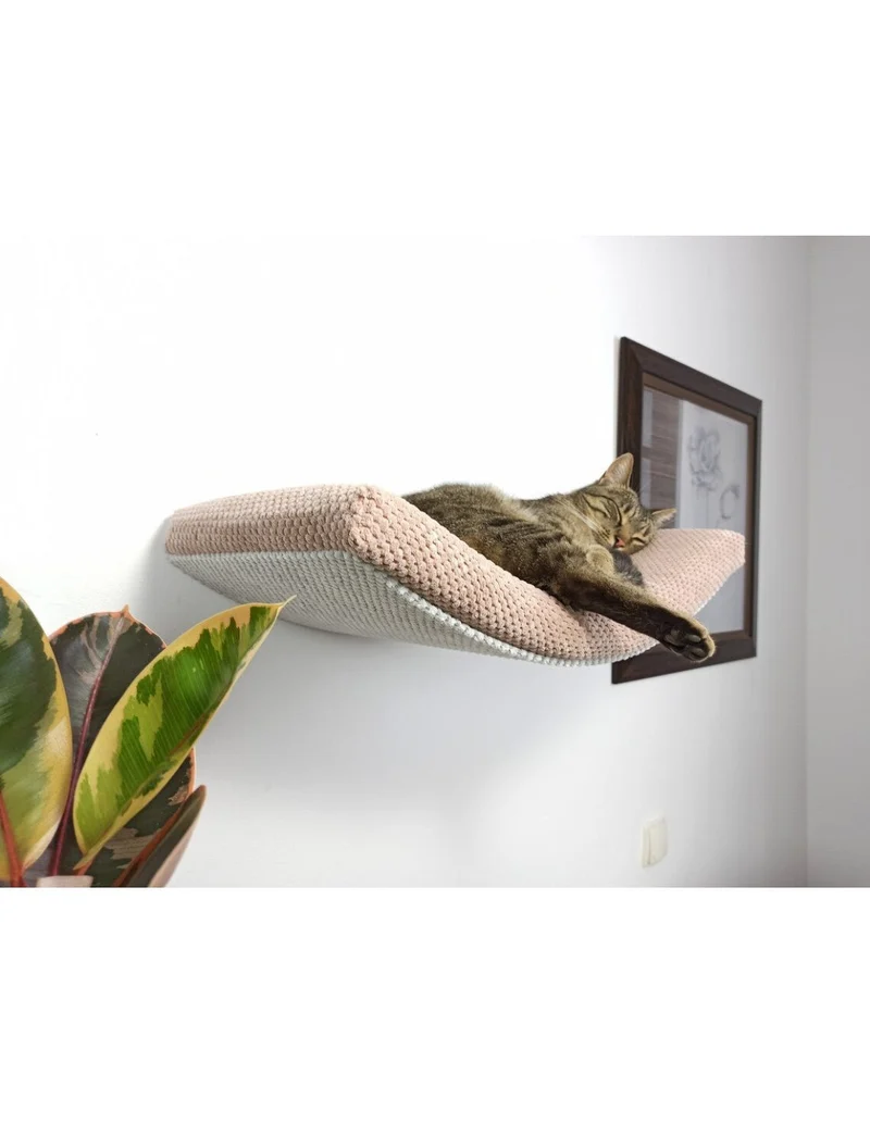 Cat's Atelier Cat Shelf | The Arcing Haven 75 cm