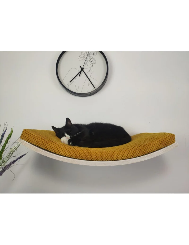 Cat's Atelier Cat Wall Shelf | Softly Shaped 60 cm