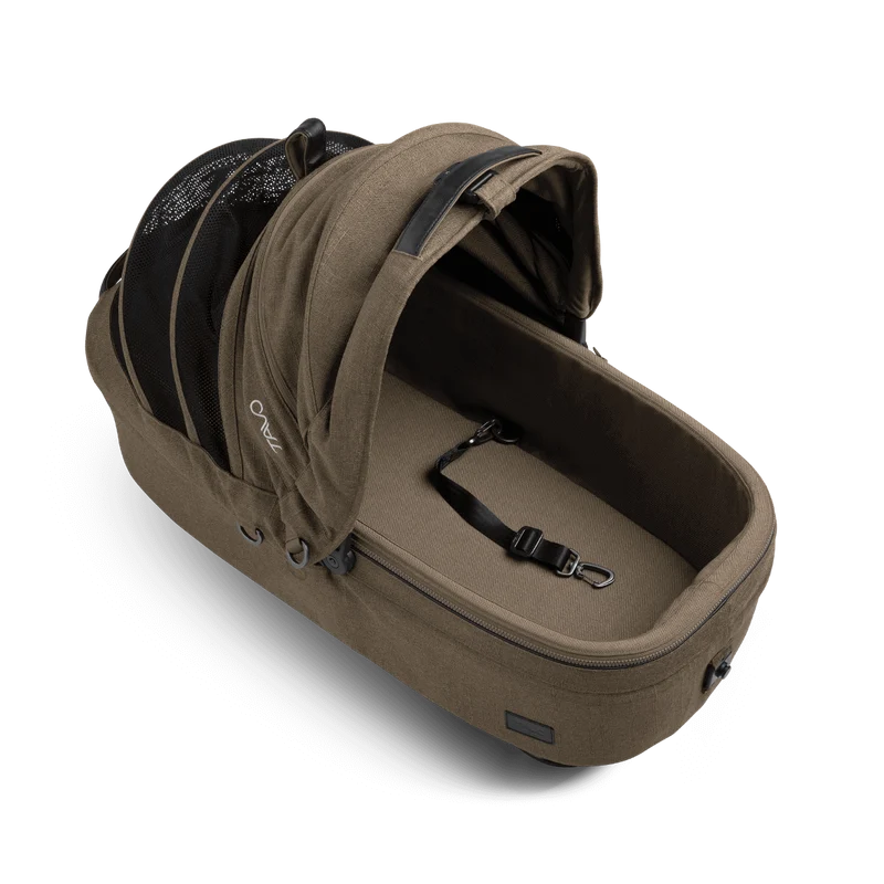 Tavo Pets Maeve Pet Car Seat Including Base | Side Impact Protection
