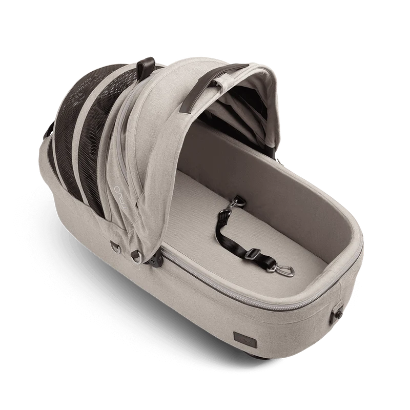 Tavo Pets Maeve Pet Car Seat Including Base | Side Impact Protection