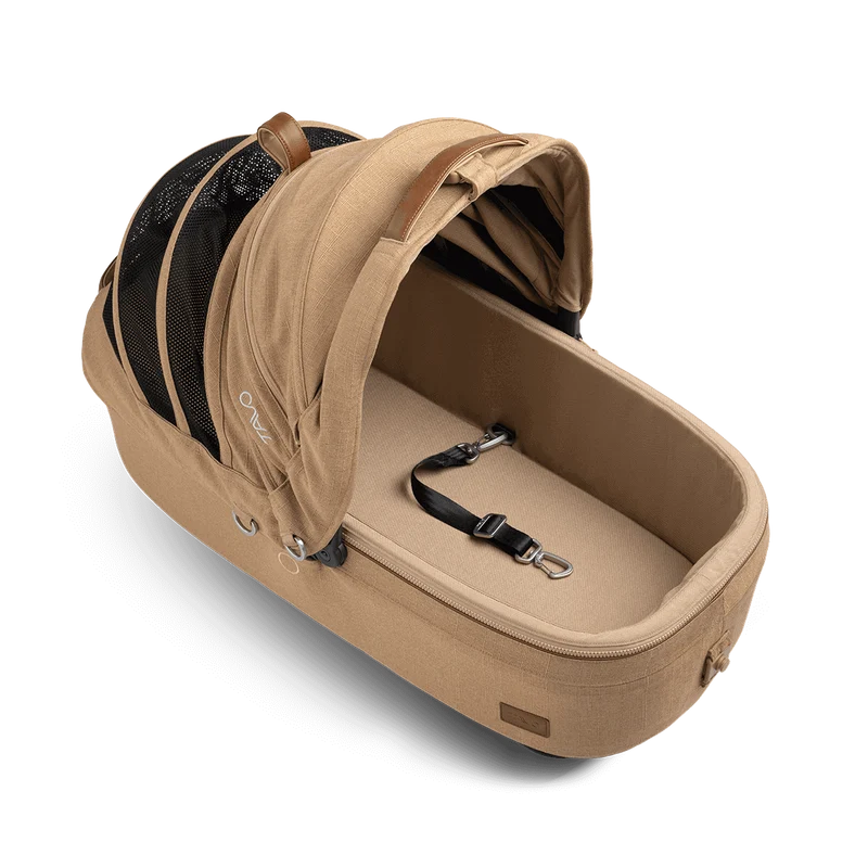 Tavo Pets Maeve Pet Car Seat Including Base | Side Impact Protection