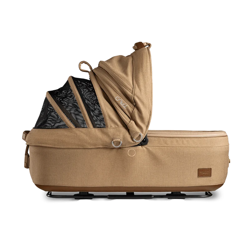 Tavo Pets Maeve Pet Car Seat Including Base | Side Impact Protection