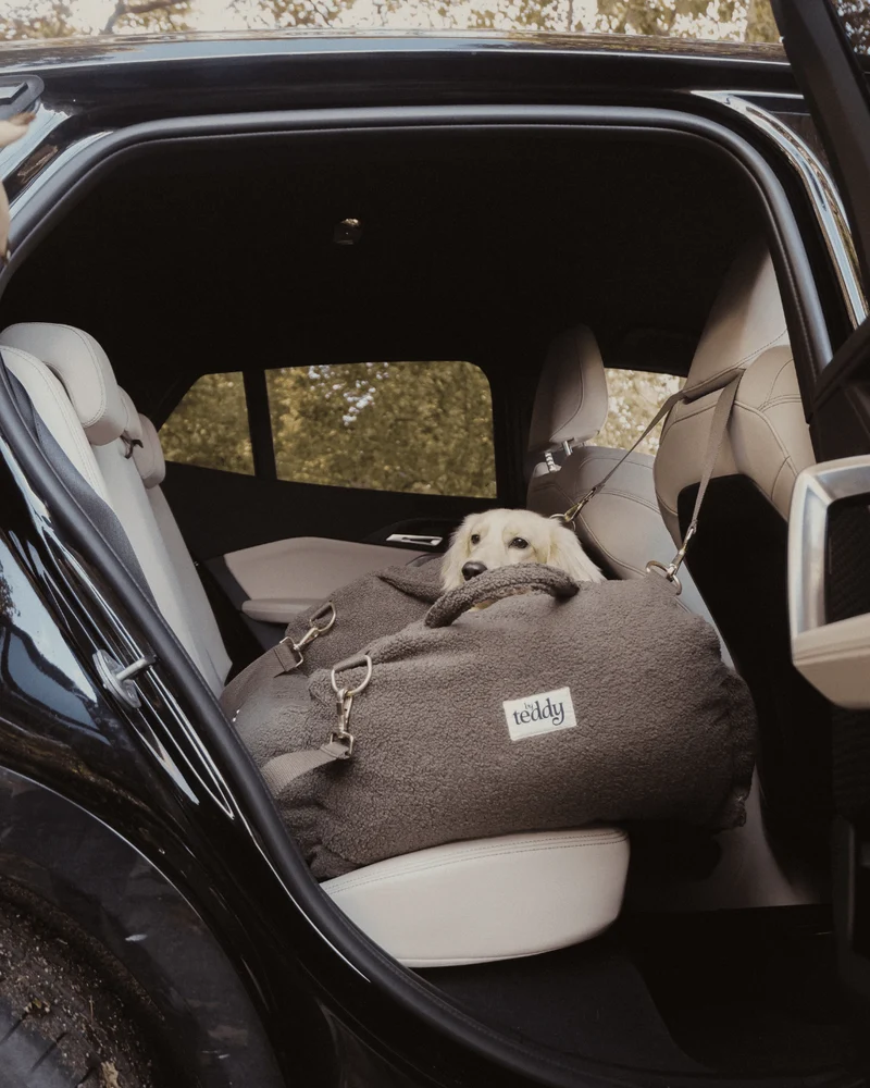 By Teddy The Cosy Dog Car Seat | 3-in-1 | Vegan Sherpa Fabric