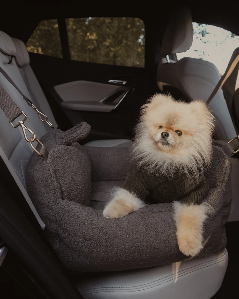 By Teddy The Cosy Dog Car Seat | 3-in-1 | Vegan Sherpa Fabric