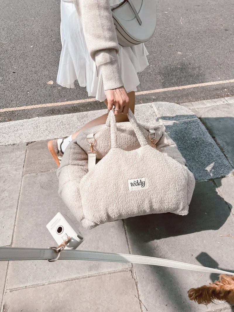 By Teddy The Cosy Dog Car Seat | 3-in-1 | Vegan Sherpa Fabric