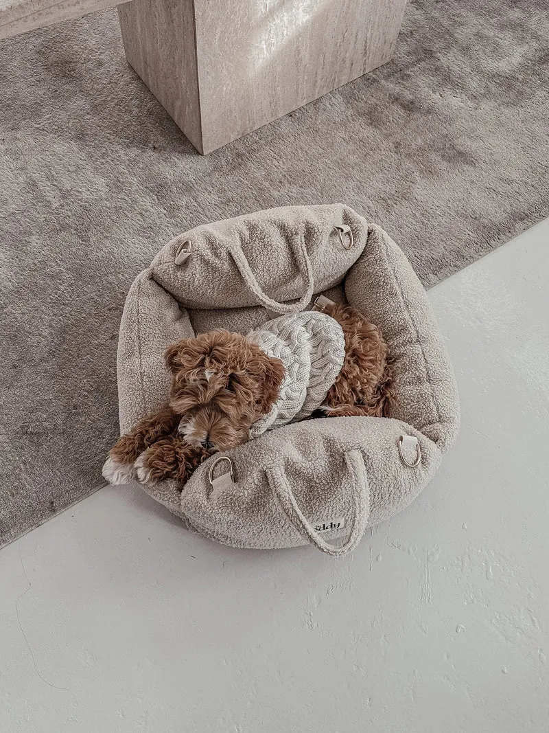 By Teddy The Cosy Dog Car Seat | 3-in-1 | Vegan Sherpa Fabric