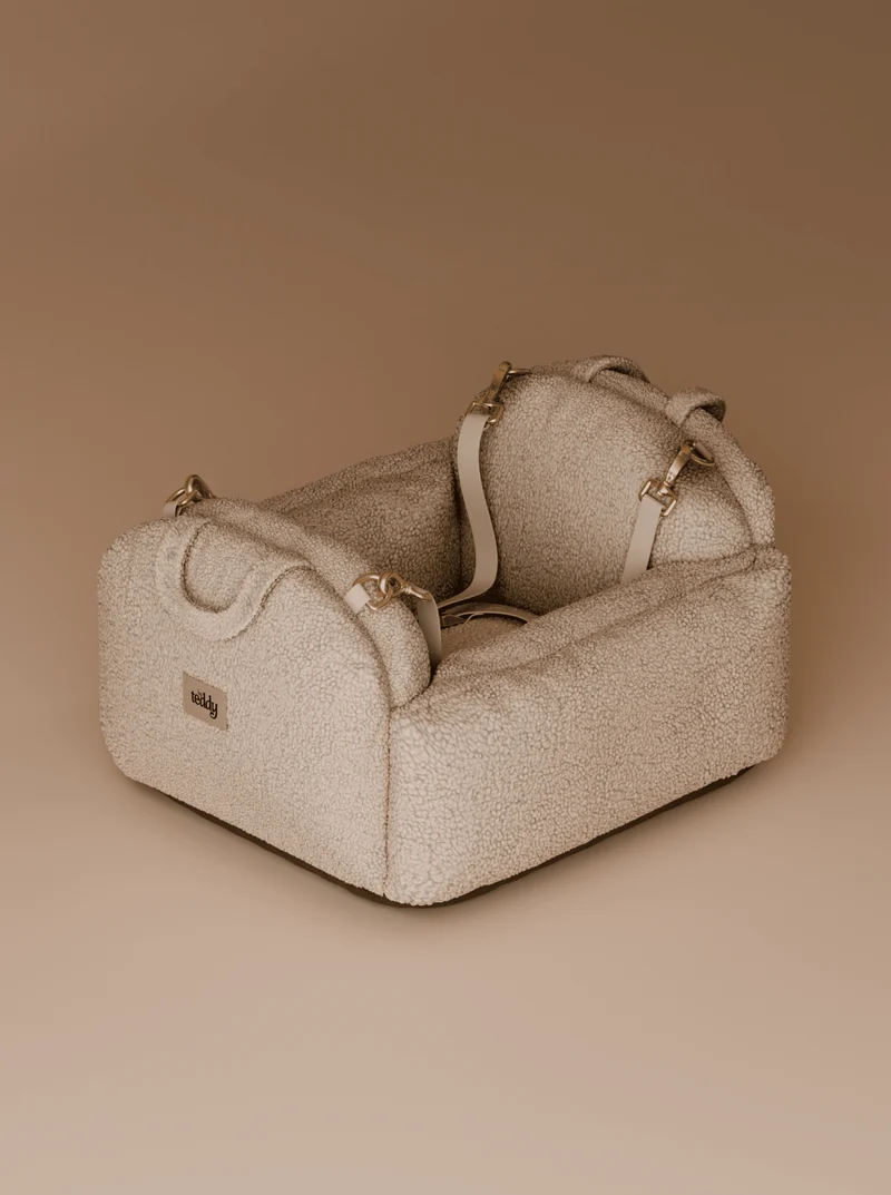 By Teddy The Cosy Dog Car Seat | 3-in-1 | Vegan Sherpa Fabric