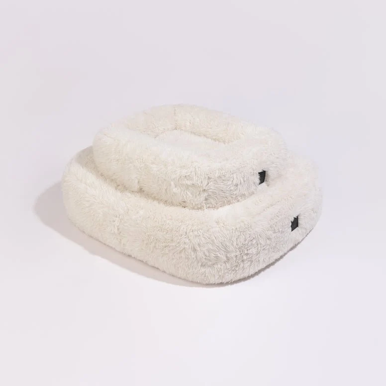 PillowVilla Dog Bed PEBBLE FLOKATI