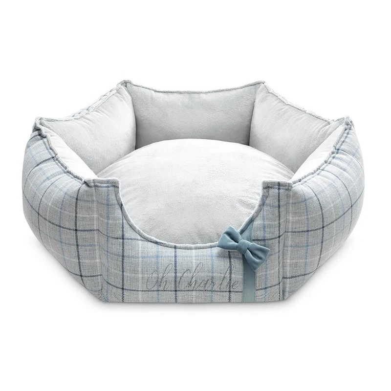 Oh Charlie Round Dog Bed Charm