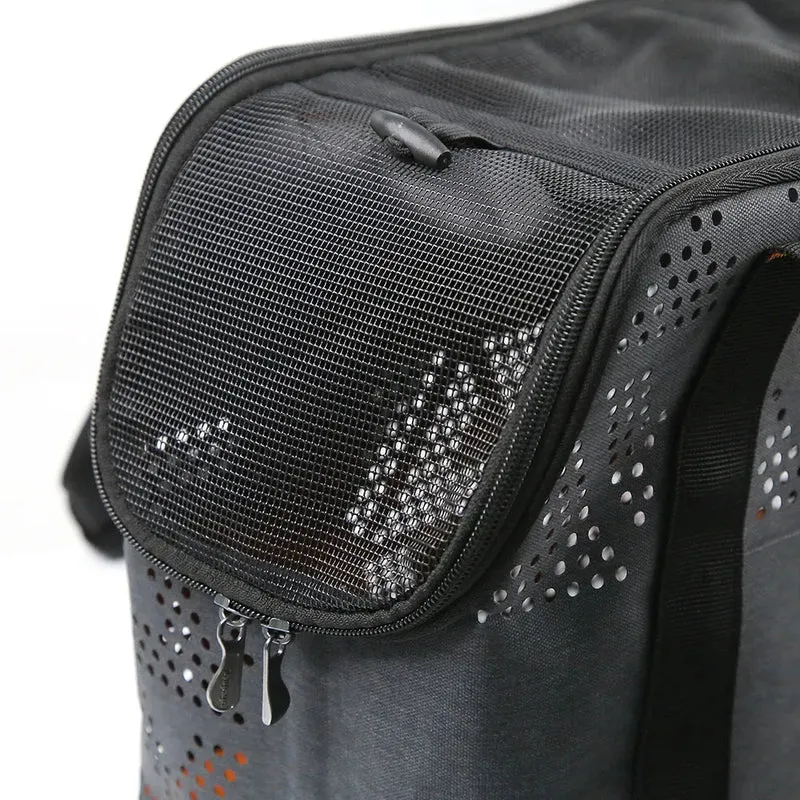 Ibiyaya Breezy Wanderer Dachshund Tote Bag | Airline Approved