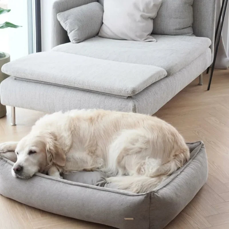 Labbvenn STRIPPO Dog Bed