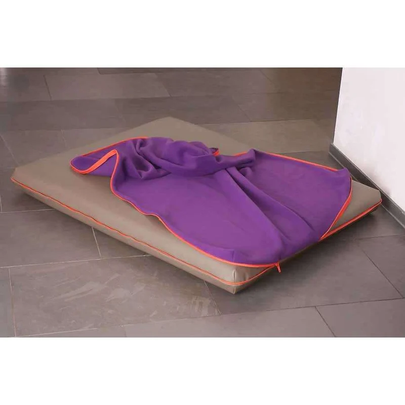 Pet Interiors Orthopedic Dog Mattress & Blanket PAUL