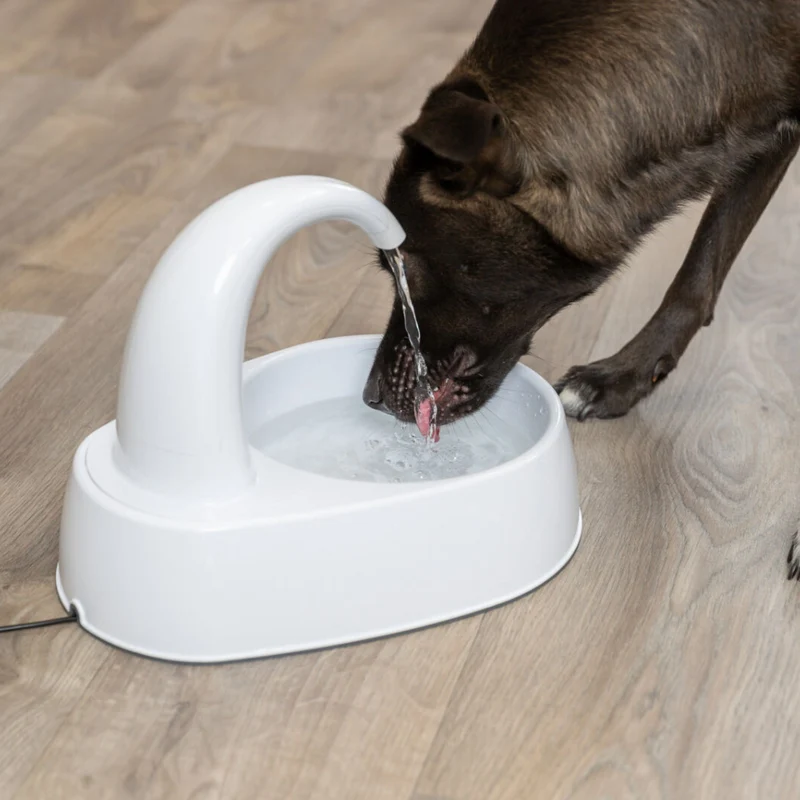 Trixie Electric Drinking Fountain Curved Stream For Dogs 2.5L