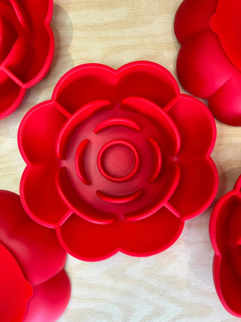 Wildbite Flower Anti-Schling Bowl Rot für Hunde & Katzen
