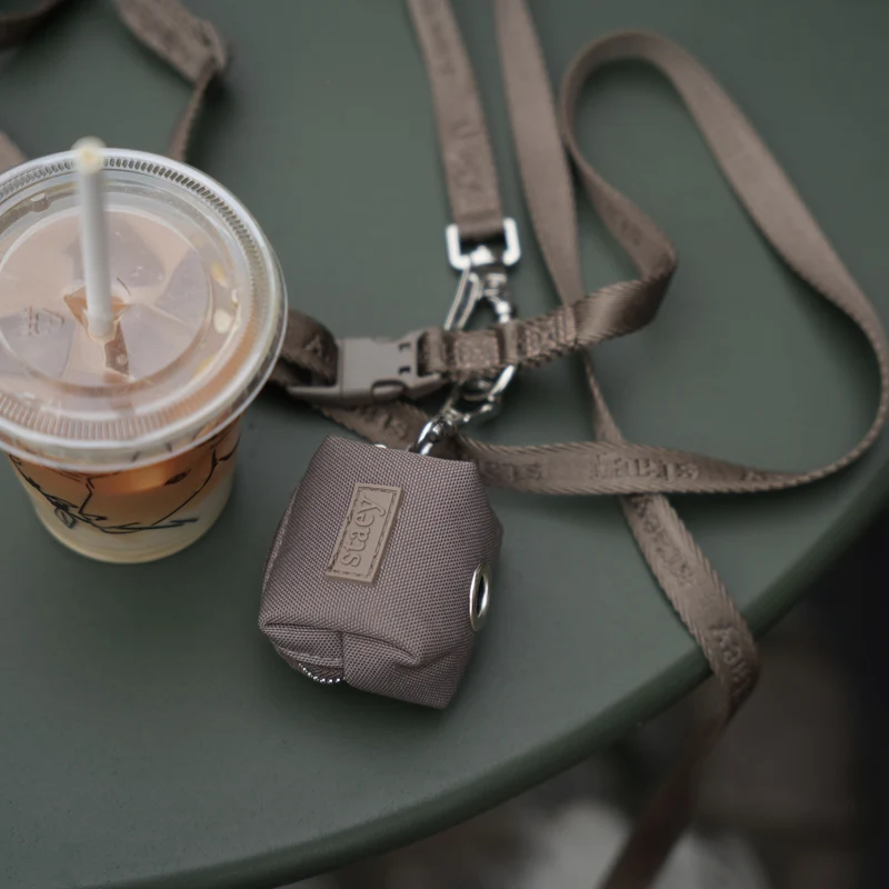 Staey Elma Active Kotbeutelhalter | Taupe