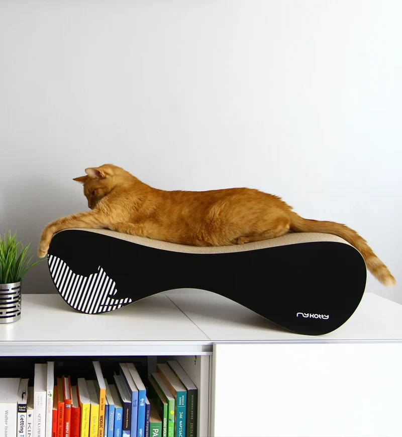 myKotty LUI Kratzliege aus Wellpappe für Katzen