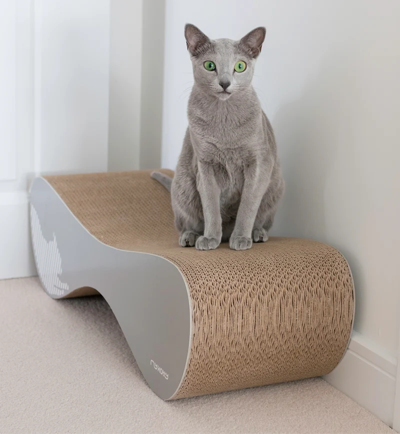 myKotty LUI Kratzliege aus Wellpappe für Katzen